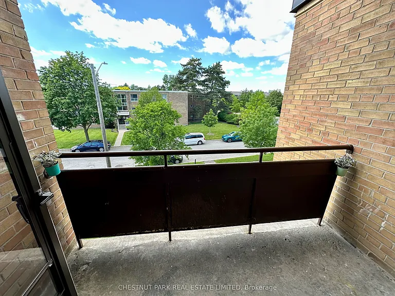 3 Wingreen Ct #9 — Photo 7