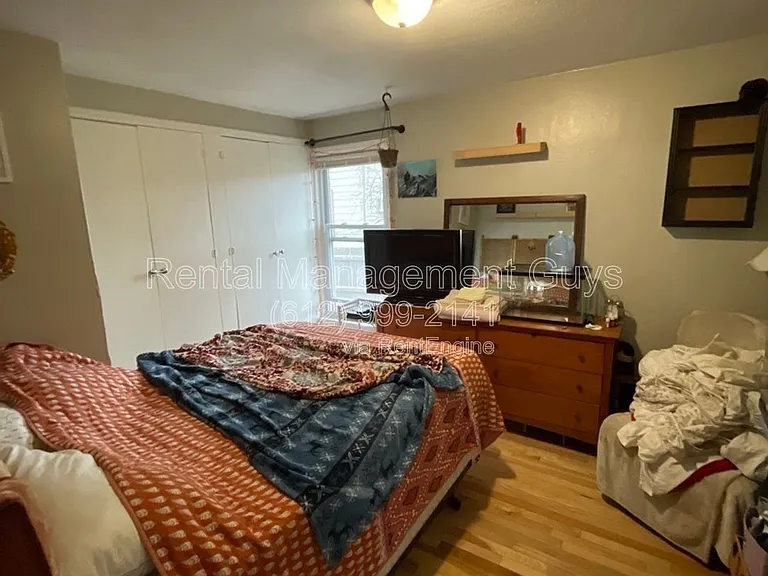 1938 Roblyn Ave #1 — Photo 7