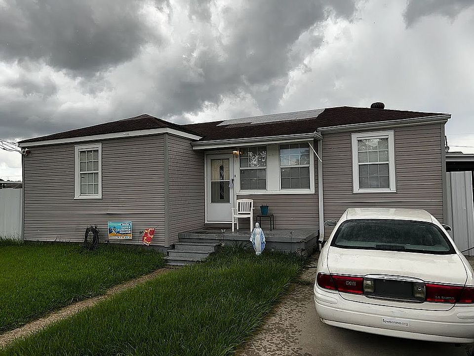 1st image of 2504 Lloyds Ave
