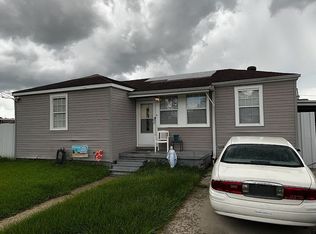 2504 Lloyds Ave, Chalmette, LA 70043