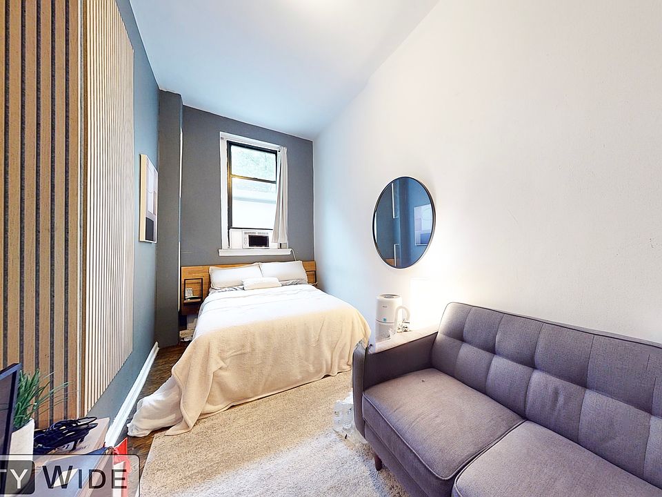 1st image of 284 E 10th St #1R