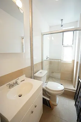 Rented by Ledvech Group | media 8