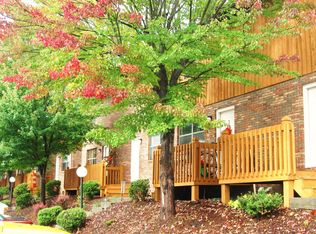 2723 S Roan St #18, Johnson City, TN 37601
