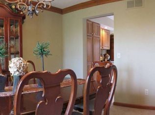 9751 N Gundy Rd, Roanoke, IN 46783