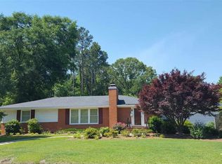 1100 Merry St, Dunn, NC 28334