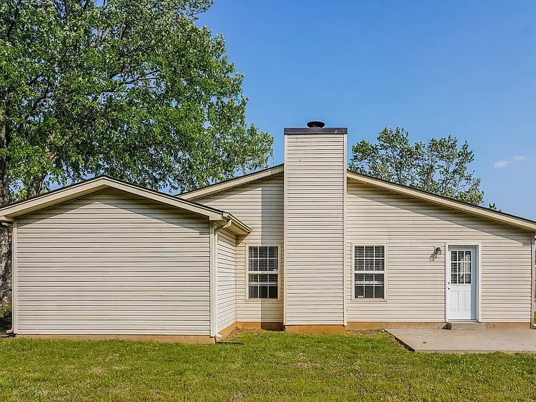 3944 Rock Creek Dr — Photo 16