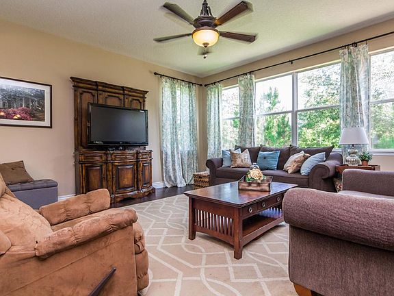 5th image of 101 Levee Ln