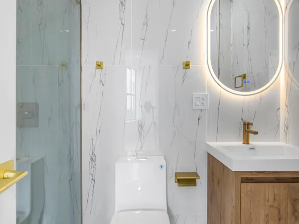 463 Bergen Street image 10 of 10