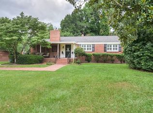 905 Oak St NW, Aiken, SC 29801