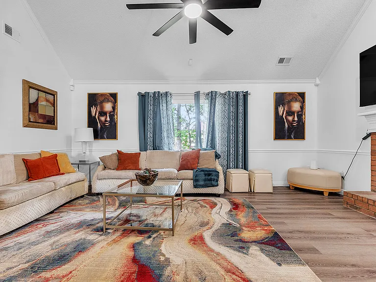 7650 Hedgington Dr — Photo 15