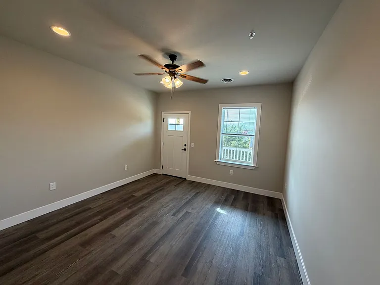 Salem Run Apartments Phase 2 — Photo 107