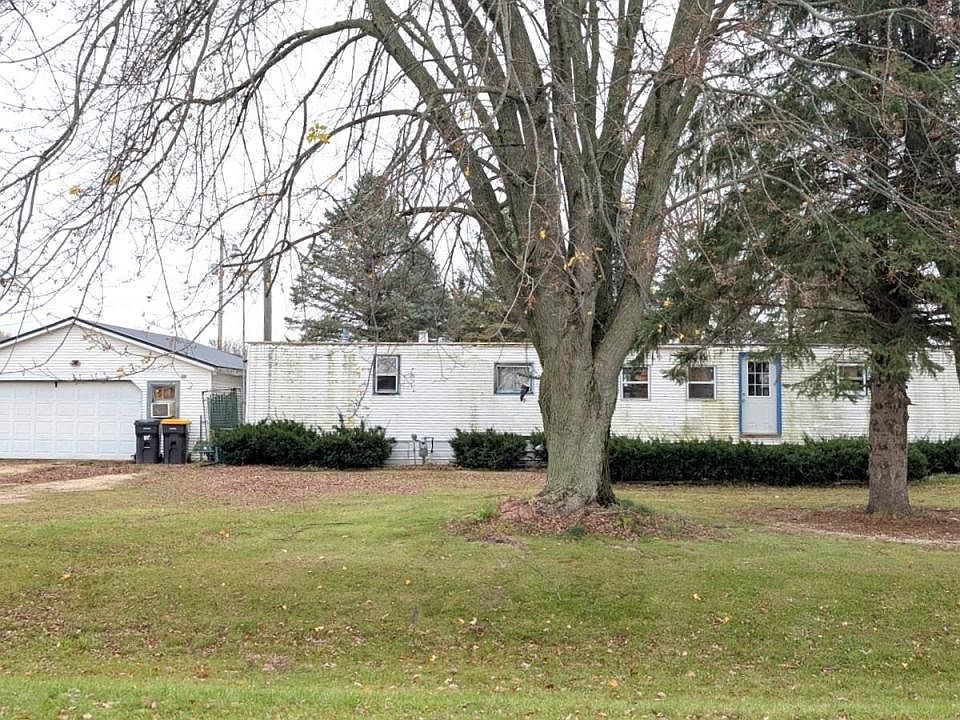 2nd image of 1725 Cedarview Dr
