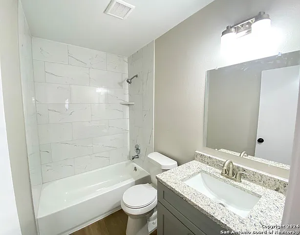 4203 Misty Springs Dr — Photo 7