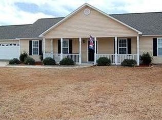 154 Bottle Branch Dr, Burgaw, NC 28425