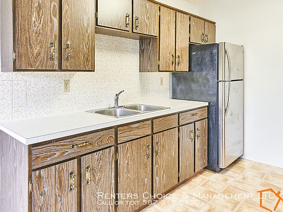 5th image of 3511 20th Ave S #2