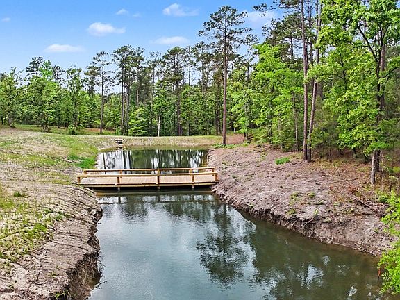 2nd image of 95 Covebend Cir