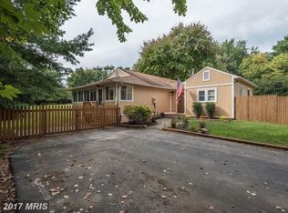 38 Main St, Round Hill, VA 20141