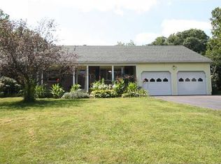 9589 Roberts Rd SE, West Jefferson, OH 43162