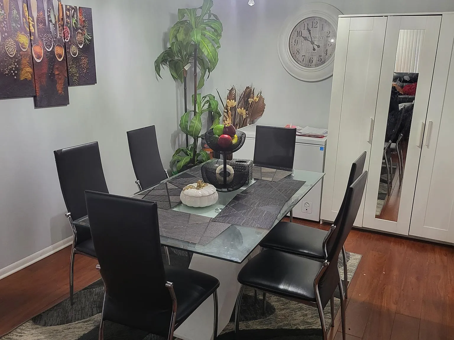 9445 Kenton Ave — Photo 3