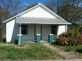 317 Graves St, Reidsville, NC 27320