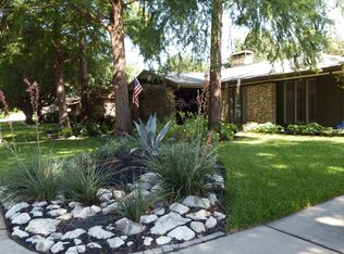 304 Brookview Dr, Hurst, TX 76054