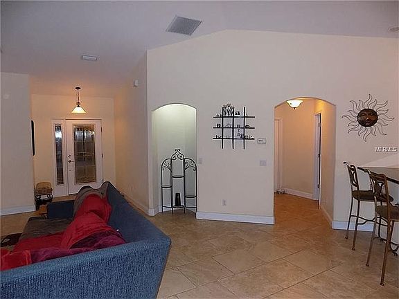 Lighted Christmas Tree Nook