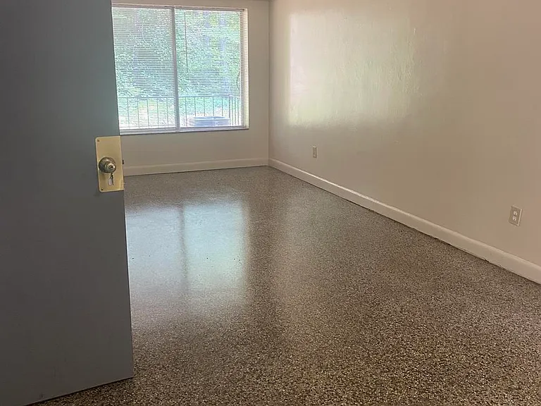 100 Ridge View Ln #31 — Photo 3