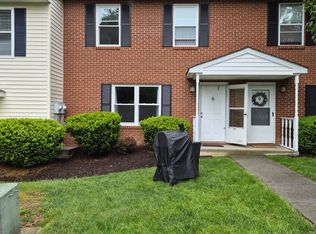 318 Pheasant Run Ct, Blacksburg, VA 24060