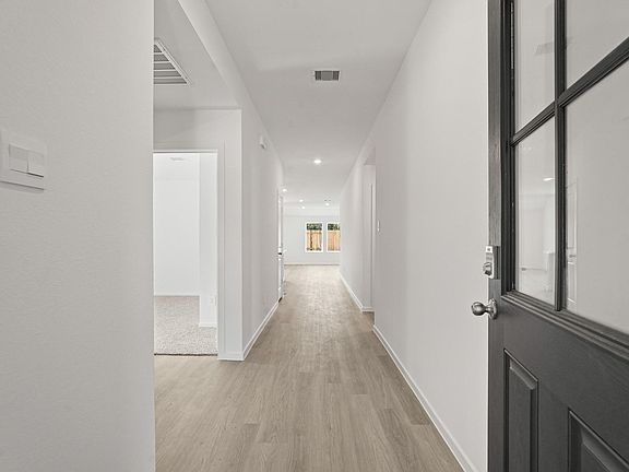 4th image of 243 Golden Eagle Blvd