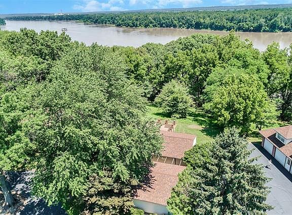 5th image of 20 Jamestown Acres Ln