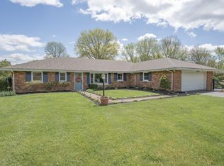 3200 Cornwall Dr, Lexington, KY 40503