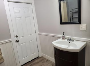 20 Broadway St, Newport, RI 02840