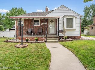 1095 Michigan Blvd, Lincoln Park, MI 48146