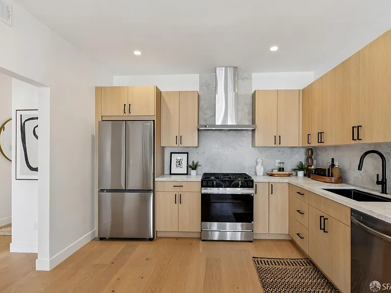 880 26th Ave #4A — Photo 13