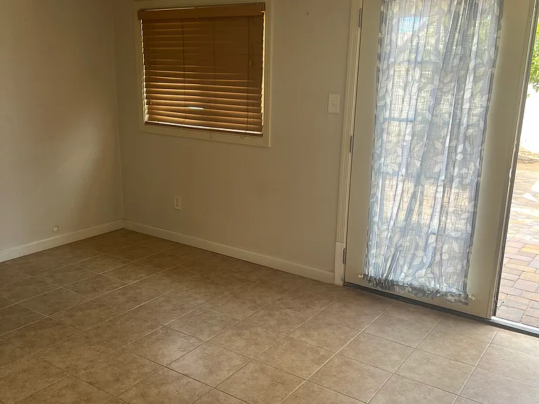 6435 E Calle Mercurio — Photo 5