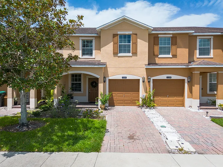 11191 Savannah Landing Cir #1 — Photo 1