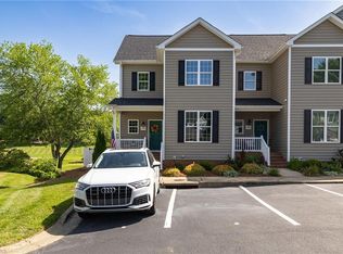 3742 Cardinal Downs Dr, Greensboro, NC 27410