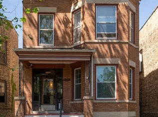 2110 W Cullom Ave #1, Chicago, IL 60618