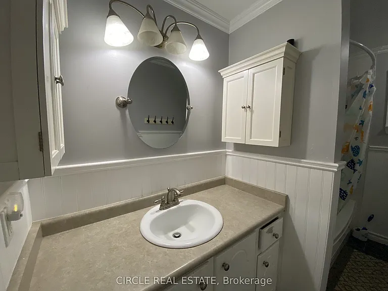 35 Fanshawe Dr — Photo 13