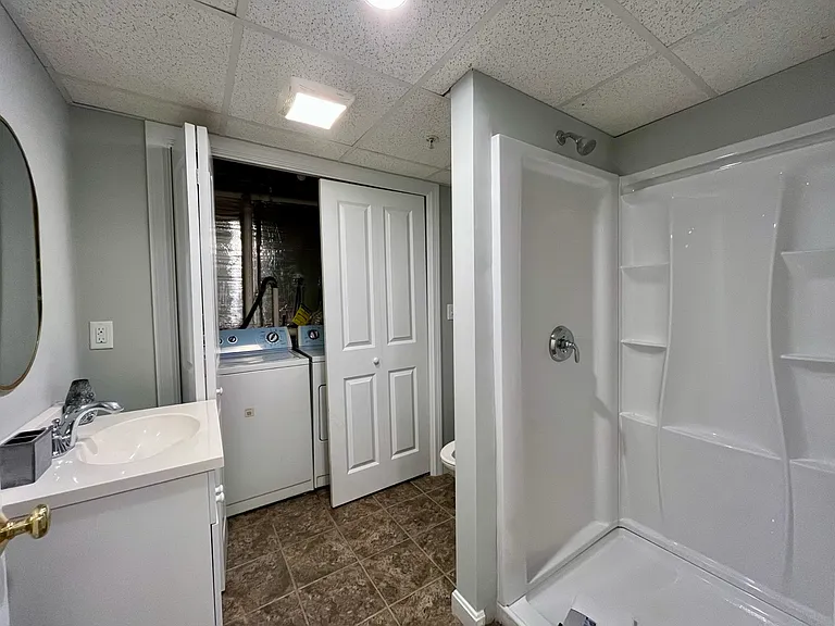 401 W Center St #1C — Photo 17