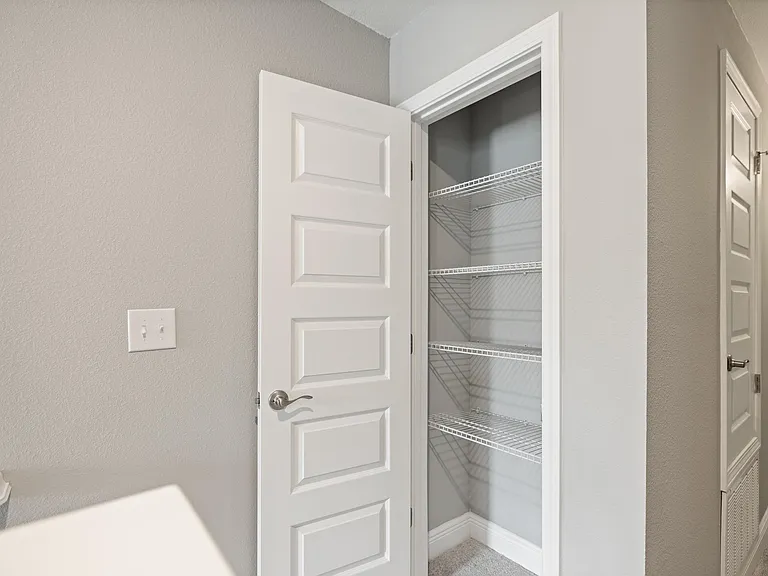319 Carmel Dr #6-1 — Photo 3