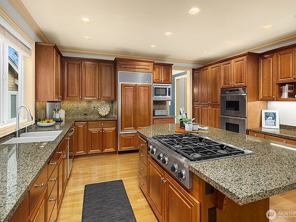 5th image of 8207 154th Avenue SE