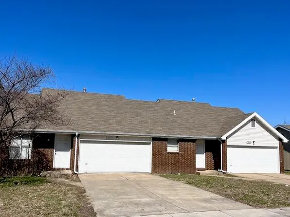 2945/2947 W Village Lane, Springfield, MO 65807