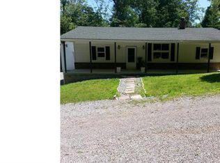 358 Homewood Ave, Falling Waters, WV 25419