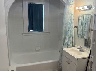 21633 118th Ave, Jamaica, NY 11411