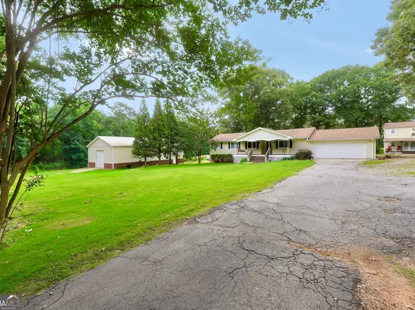 122 E Knight Rd, McDonough, GA 30252