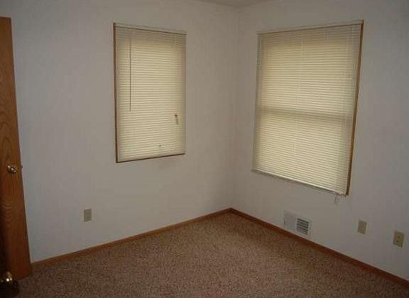 4th image of 5817 Orchard Ave N