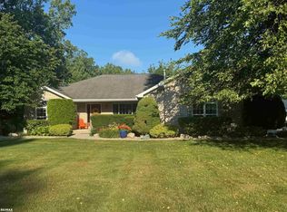 7844 Morrow Rd, Cottrellville, MI 48039