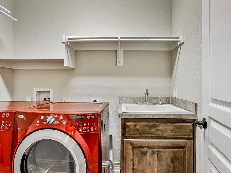 223 Aspen Ln — Photo 23