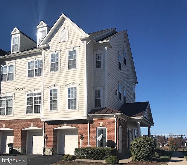 1st image of 14570 Kylewood Way #34